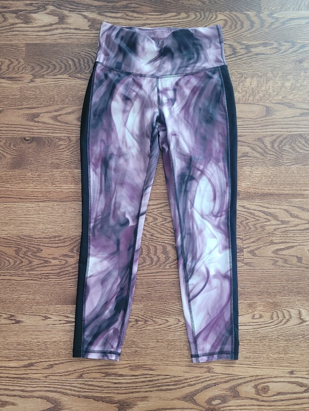 Xersion Purple Smoke Athletic Leggings with Black Accents